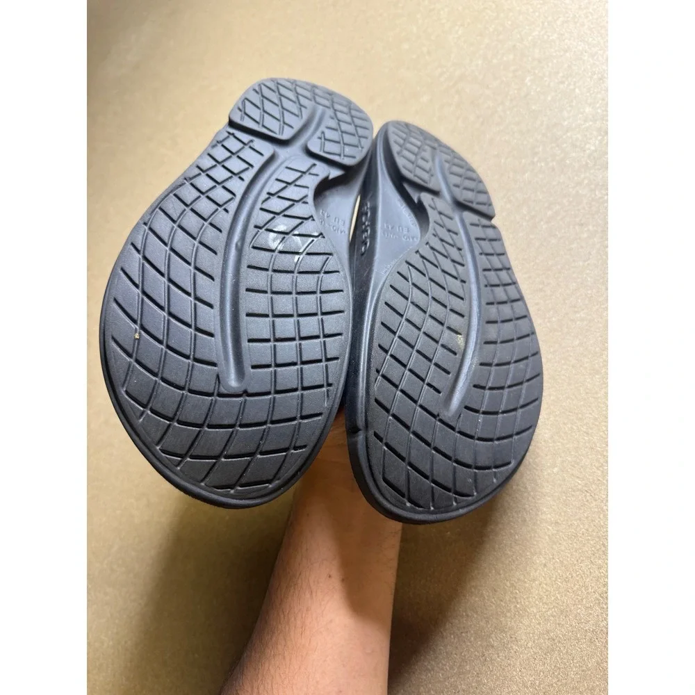 OOFOS OOahh‎ Slide Sandals Black Recovery Shoes Mens 10 Womens 12 EU 43
